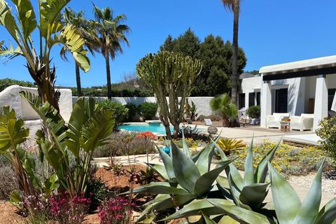 Villa a Cala Tarida, Ibiza, Cala Tarida - € 1.700.000 | Ref: CVE607 - foto 4